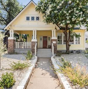 Summer Bungalow East-Austin - Centrally Located Exterior photo