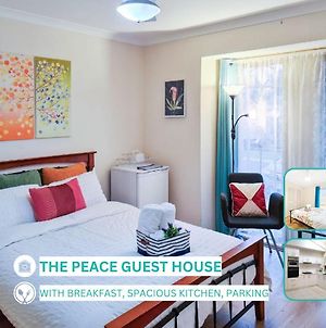 The Peace Guest House 12 Park Close Boronia Heights Exterior photo