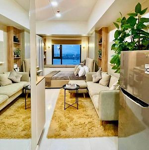 Stunning Bayview Studio In Cebu Apartment Mandaue City Exterior photo