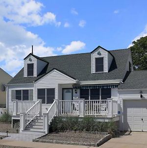 Island Time- Beautifully Renovated Bay View Home Seaside Heights Exterior photo