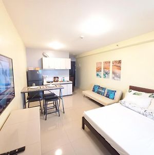 Staycation With Overlooking View Lapu-Lapu City Exterior photo