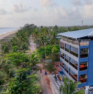 The Oceanic Beach Front - Beach Hotel Mangalore Exterior photo
