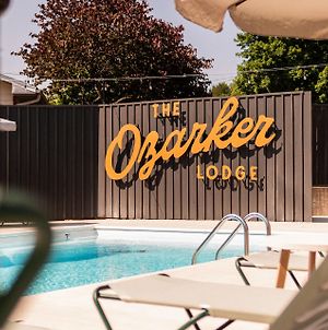 The Ozarker Lodge Branson Exterior photo