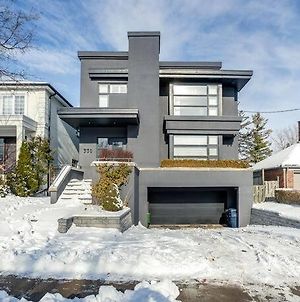 Entire House In Toronto Villa Exterior photo