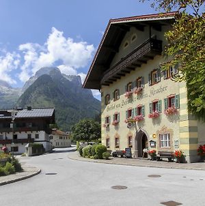 Hotel - Wirts'Haus "Zum Schweizer" Lofer Exterior photo