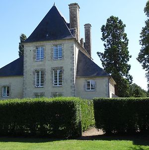 Chateau Turgot Gites Bons-Tassily Room photo