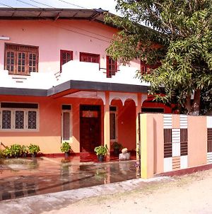 D'Villa Guest House Jaffna Exterior photo
