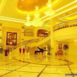 Tian Cheng Grand Hotel Rizhao Interior photo