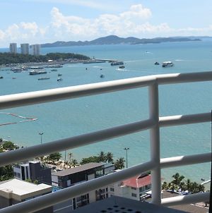 View Talay 6 Suite Apartments Pattaya Room photo