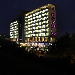 Fern Ahmedabad Exterior photo