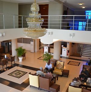 Nobila Airport Hotel Cotonou Exterior photo
