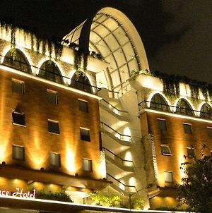 Sai Palace Hotel Mumbai Exterior photo
