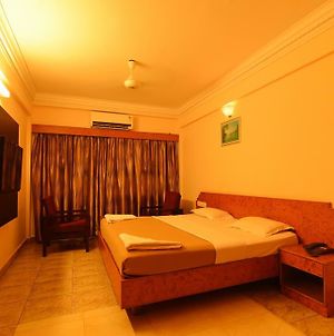 Hotel Sri Ram Residency Udupi Room photo