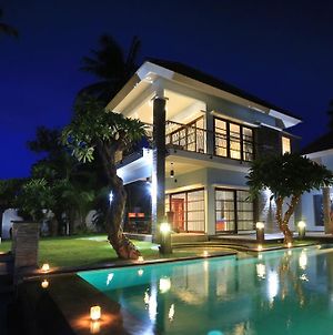 Blue Marlin Bali Villa Buleleng  Exterior photo