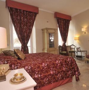 Relais Al Bel San Domenico Bed & Breakfast Alba  Room photo