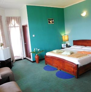 Binota Hotel Nuwara Eliya Room photo