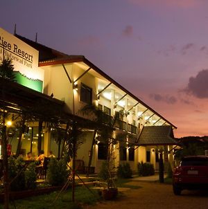 The Rise Resort Sukhothai Exterior photo