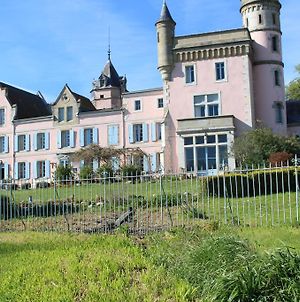 Chateau De Villeneuve - Montolieu Bed & Breakfast Exterior photo