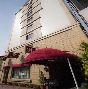 Hachinohe Rich Hotel Midtown Exterior photo