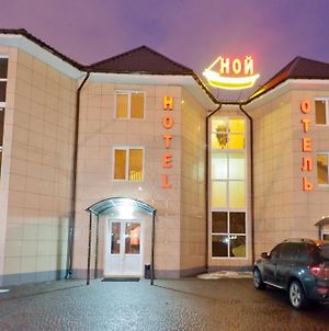 Noy Hotel Kharkiv Exterior photo
