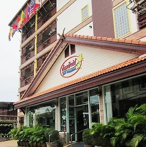 Baan Rabiang Mai Maesot Hotel Mae Sot Exterior photo