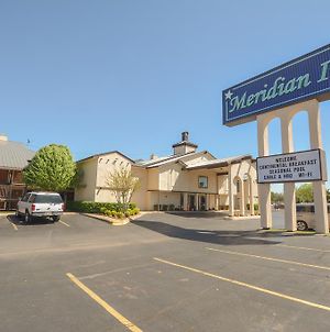 Meridian Inn Oklahoma City Airport Exterior photo