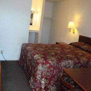 American Motel San Antonio Room photo
