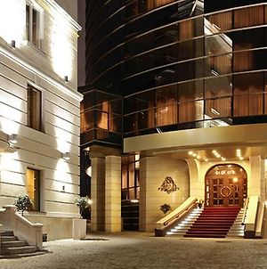 Nobil Luxury Boutique Hotel Chisinau Exterior photo