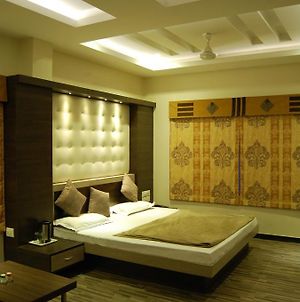 Hotel Purva Indore Room photo
