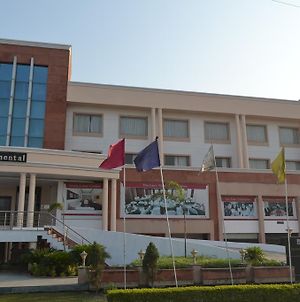 Hotel Sobti Continental Rudrapur Exterior photo
