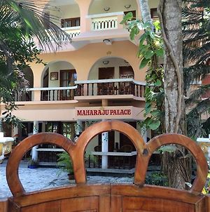 Maharaju Palace Hotel Kovalam Exterior photo