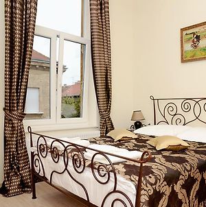 Flowers Premium Apartments & Rooms Zagreb Room photo