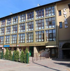 Misteriya Hotel Kharkiv Exterior photo