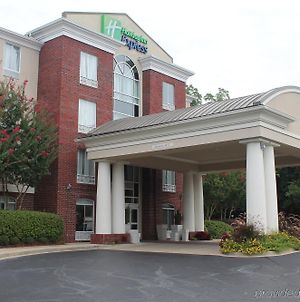 Holiday Inn Express Hotel & Suites Starkville Exterior photo