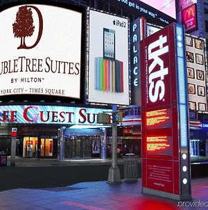 Doubletree Suites By Hilton New York City - Times Square Exterior photo