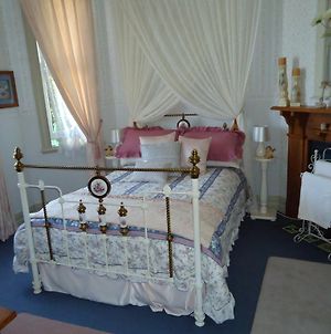 Astonleigh Villa Bed & Breakfast Te Awamutu Room photo