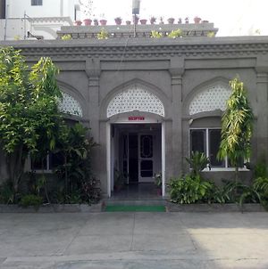 Tourist Guest House Amritsar Exterior photo