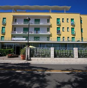 Hotel Holiday Park Bellaria-Igea Marina Exterior photo