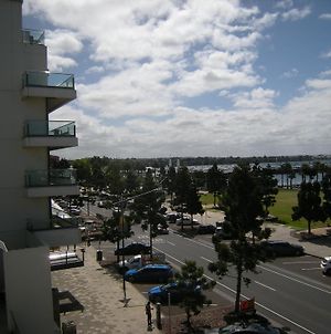 The Waterfront Apartments Geelong Exterior photo