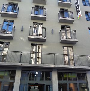 Brxxl5 City Centre Hostel Brussels Exterior photo