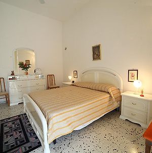 Casetta Biancospino Apartment Ugento Exterior photo