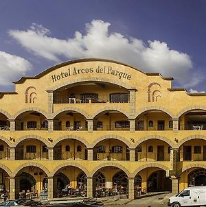 Hotel Arcos Del Parque Acayucan Exterior photo