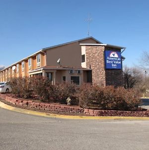 Super 8 Lawrence Exterior photo