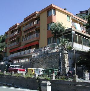 Hotel Patrizia Laigueglia Exterior photo