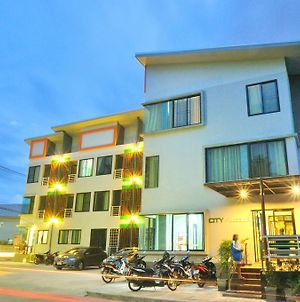 City Ratsada Apartment Lampang Exterior photo