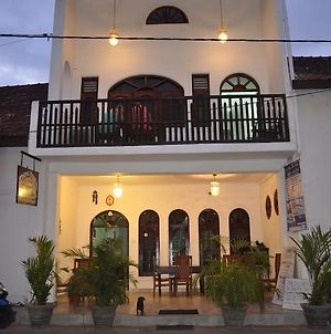 Thenu Rest Guest House Galle Exterior photo
