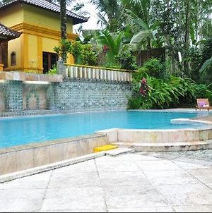 Ubud Hideaway Hotel Payangan Exterior photo