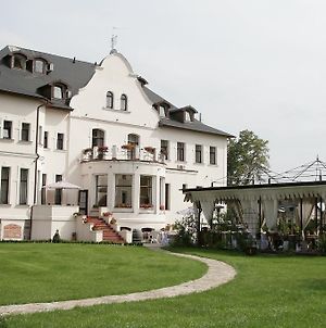 Usadba Hotel Kaliningrad Exterior photo