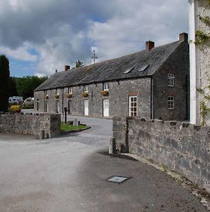 O'Briens Cashel Lodge Exterior photo