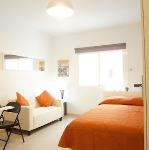 Marbel Apartments Barcelona Room photo